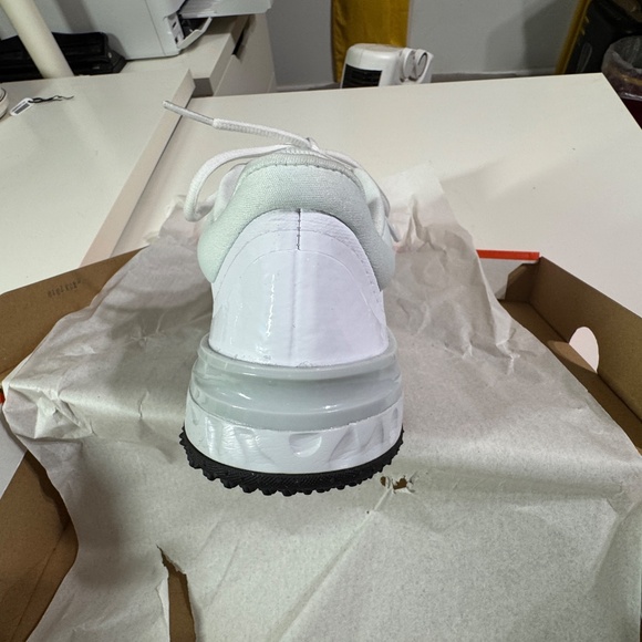 Nike Alpha Huarache Elite 4 TF Low Black White Platinum Women Size 7 Worn 2x - Picture 6 of 15